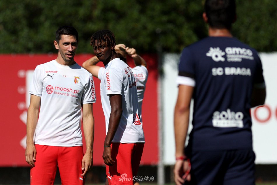 本场比赛的 本场比赛的