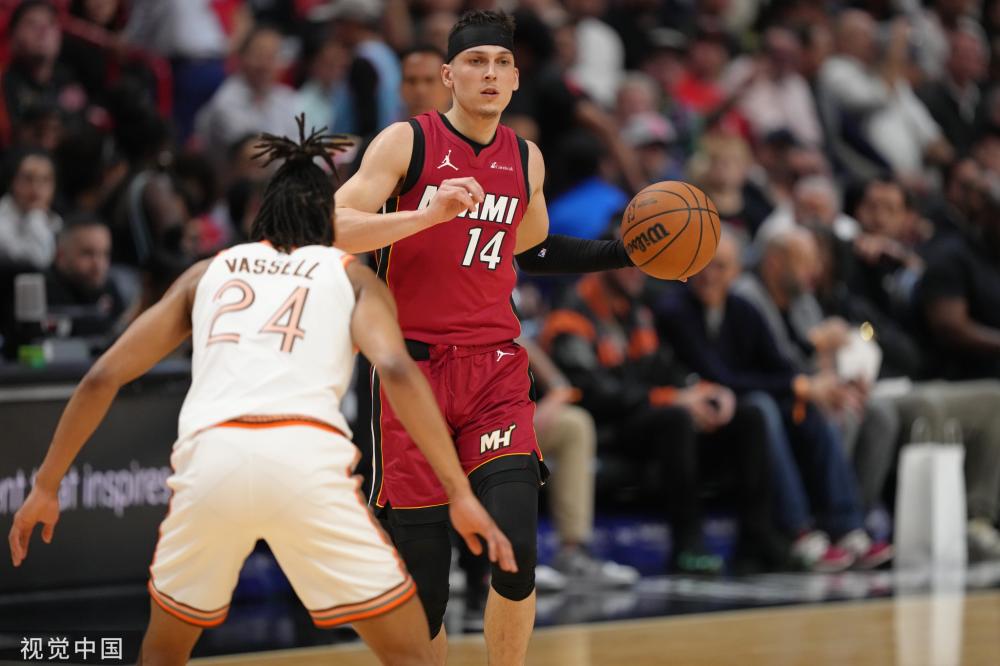 黄蜂队的防 黄蜂队的防