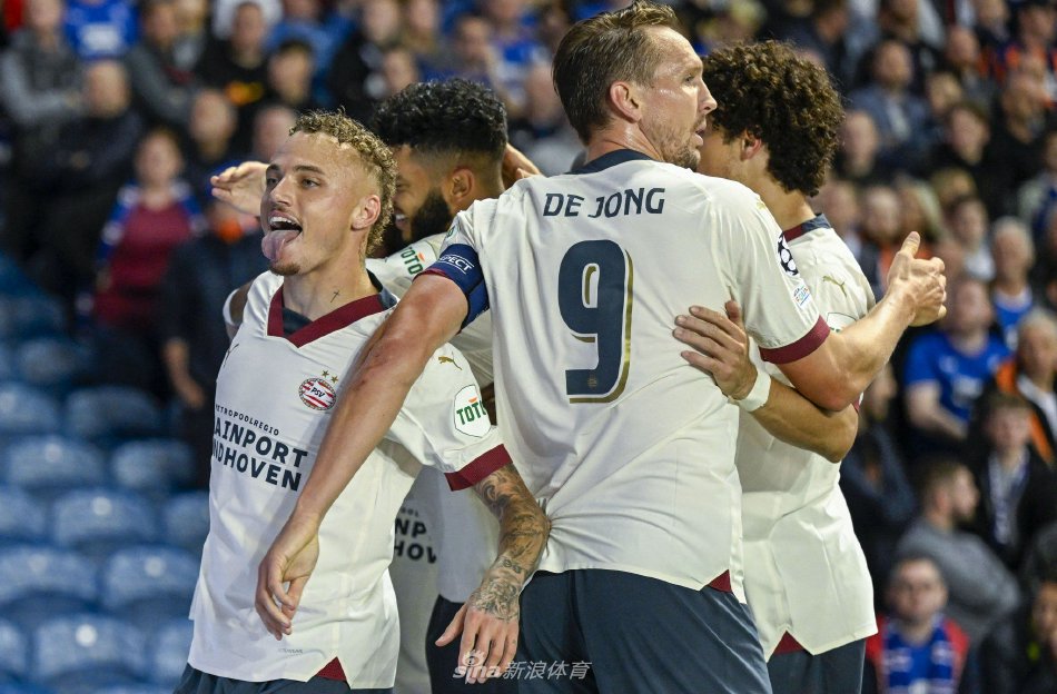 靠的不是手 靠的不是手