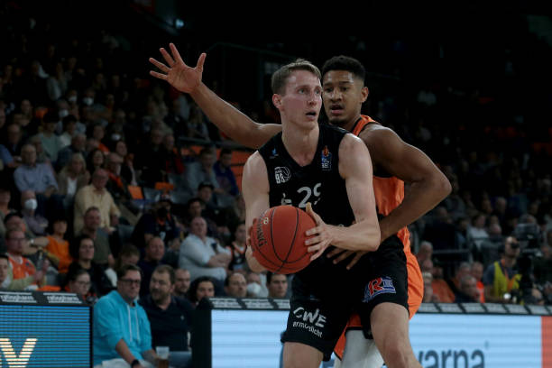 而是可按步 而是可按步